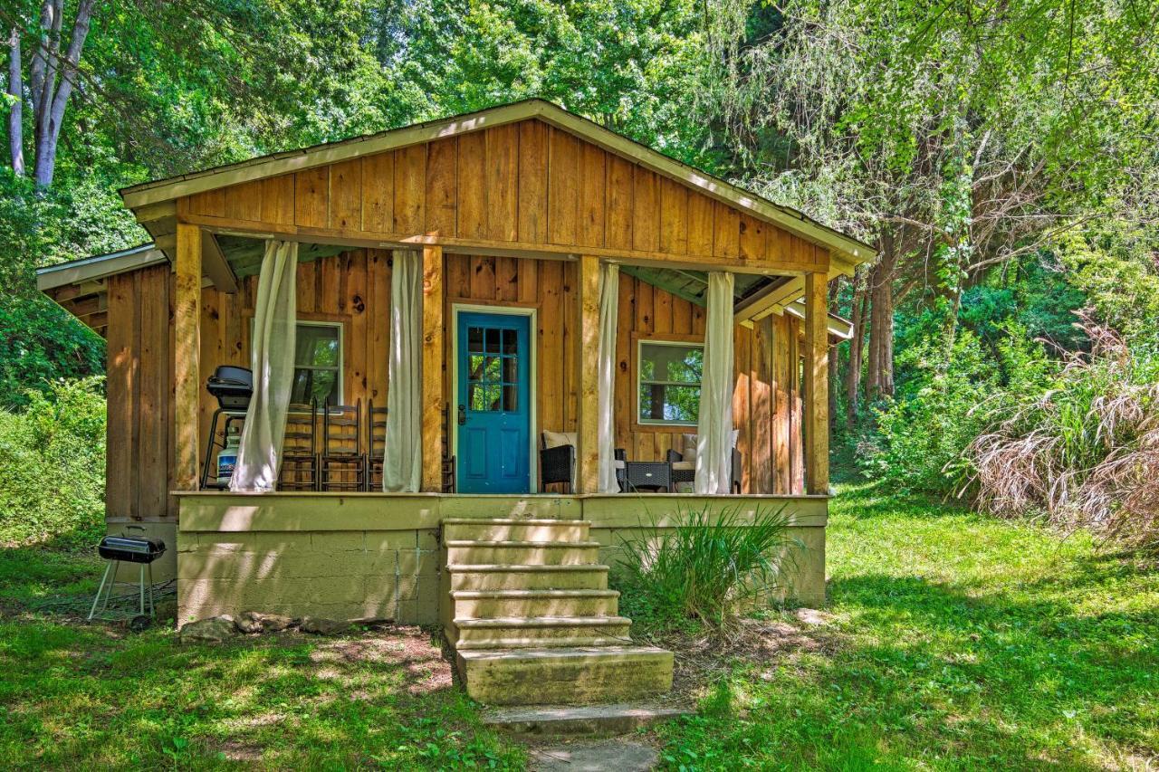 فيلا Cozy And Charming Asheville Cabin 5 Mi To Downtown! المظهر الخارجي الصورة